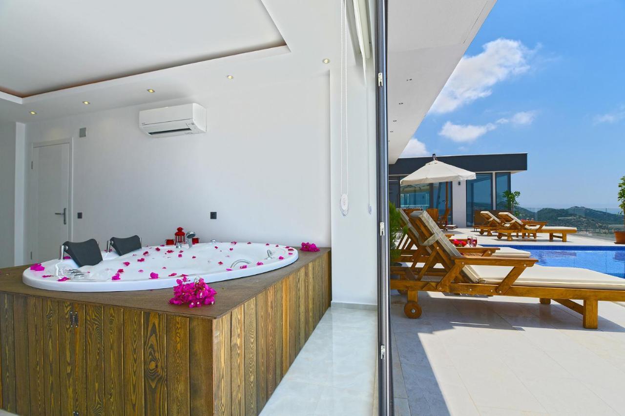 Akruins * Kalkan