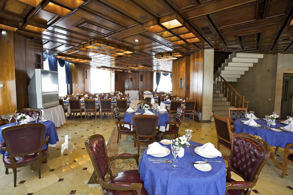Fuar Hotel 3*