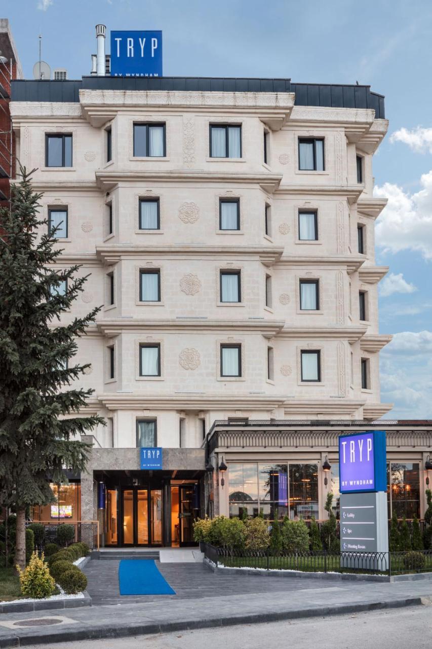 Hotel Tryp By Wyndham Oran