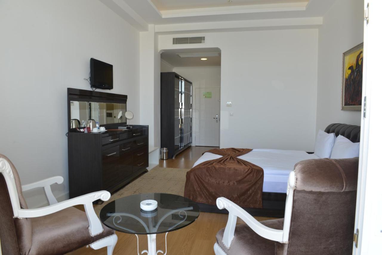 Hotel Mourouj Gloria White Palace &