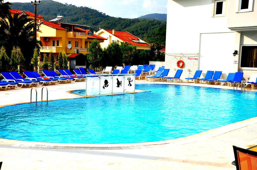 Hotel Blue Park 3*