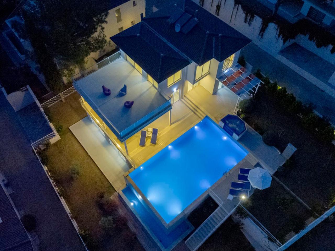 Orka 6 Apartment *