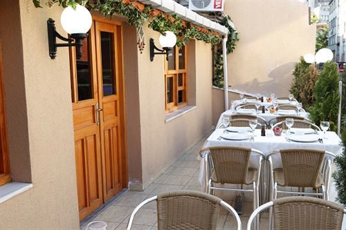 Piran Hotel 3*