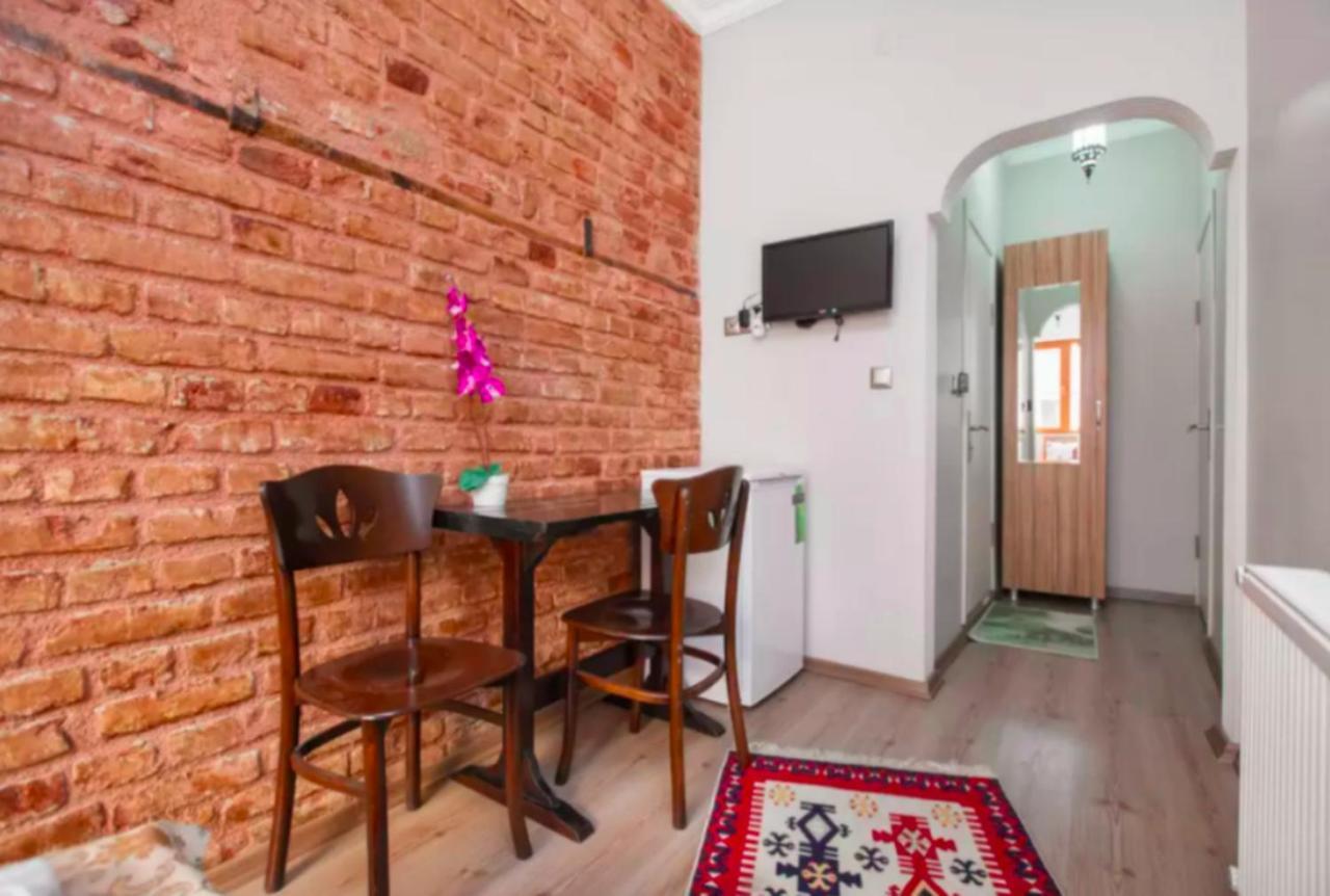 Balat Hotel