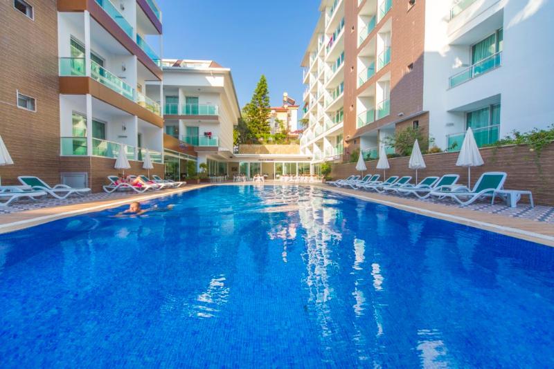Kleopatra Atlas - Adults Only 4*