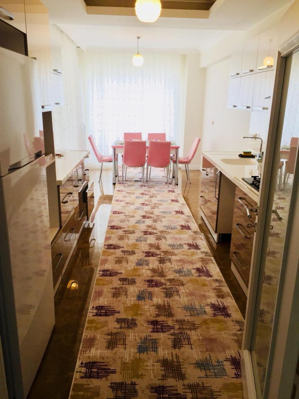 Al Yakut Gayrimenkul Apartment