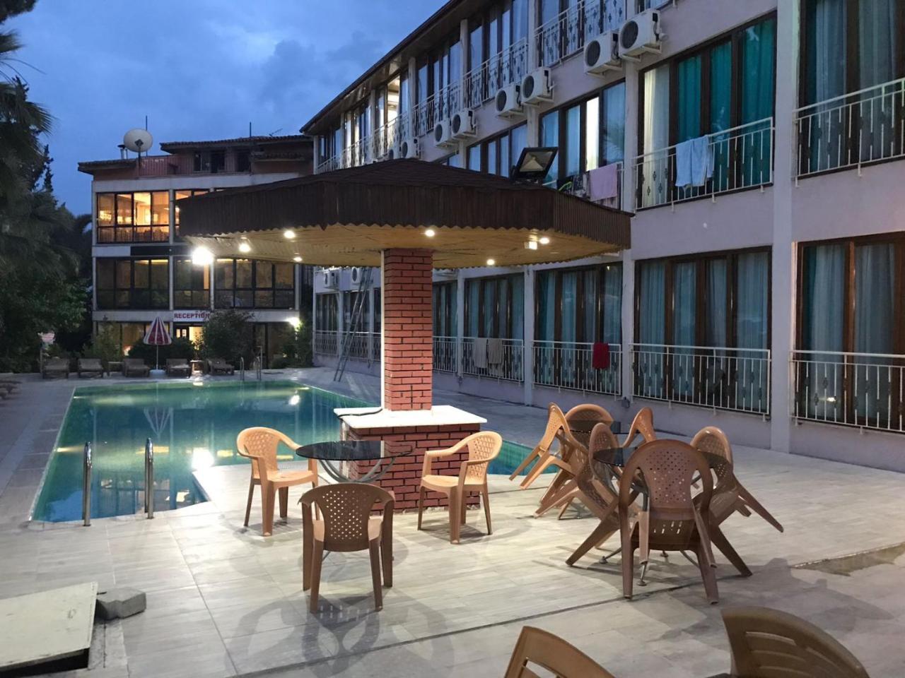 Oskar Thermal Hotel 3*