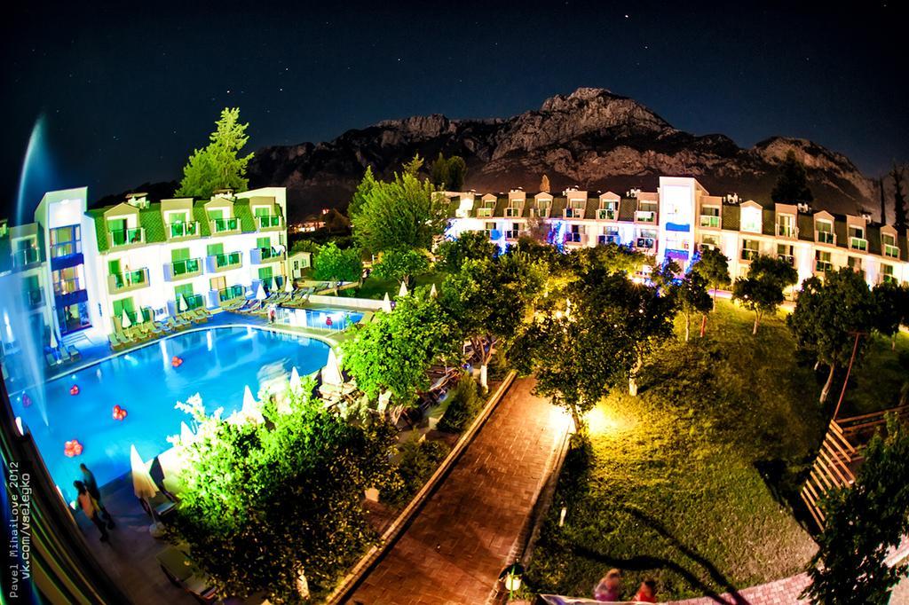 Batont Garden 3*