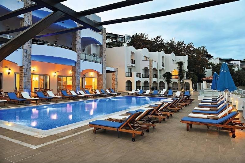 Hotel Lighthouse 4*