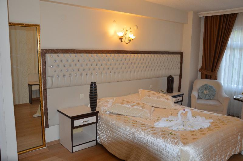Aktas Hotel 3*