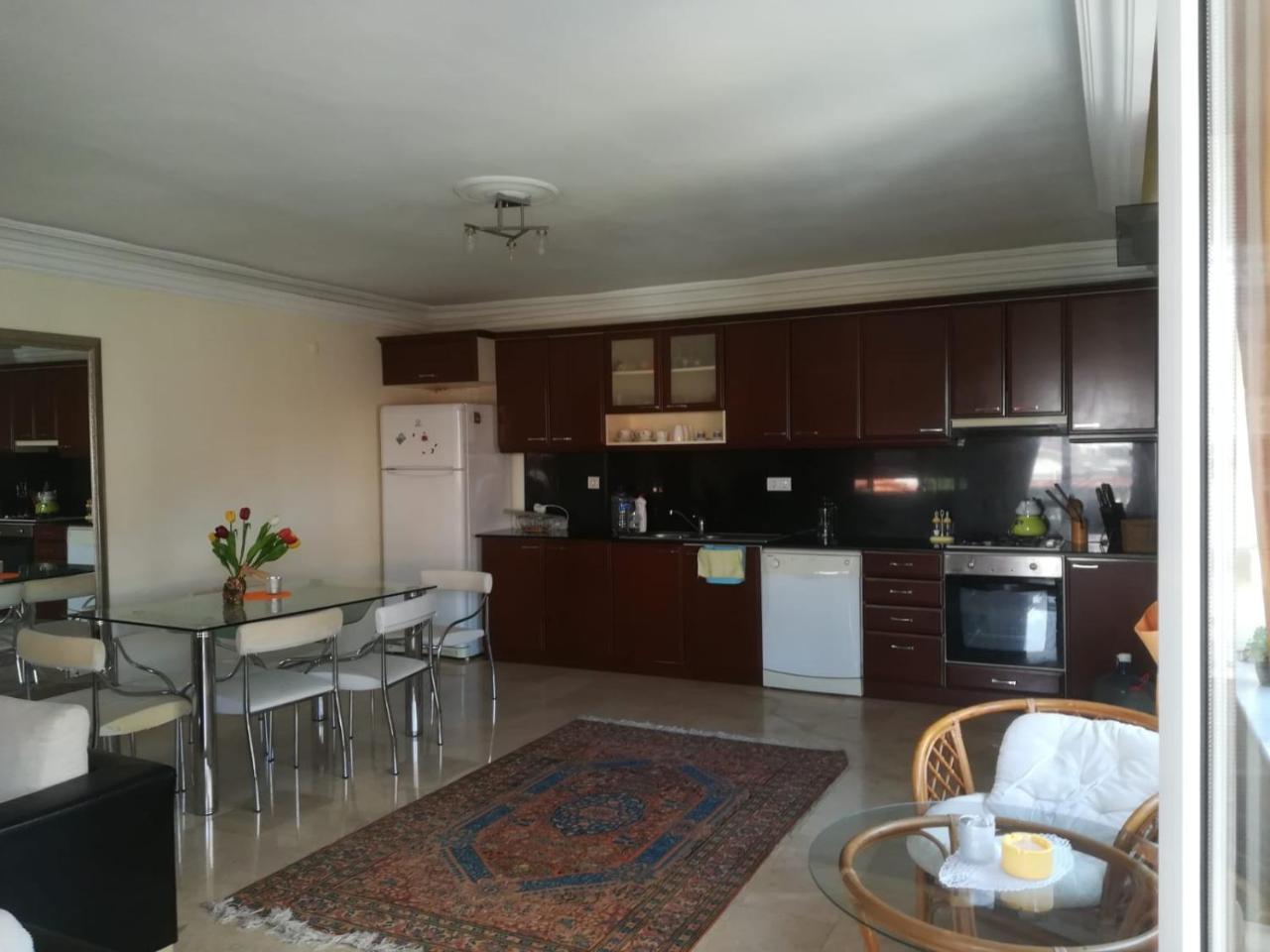 Apartment Sultan 1 *