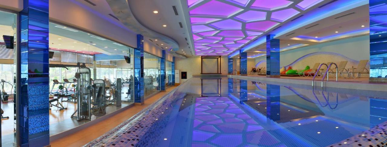 Azura Park Apartment *