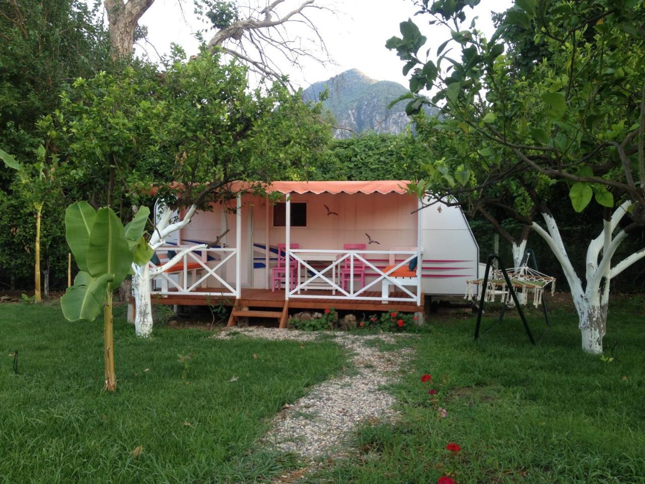 Campsite Bellerofon Caravan &