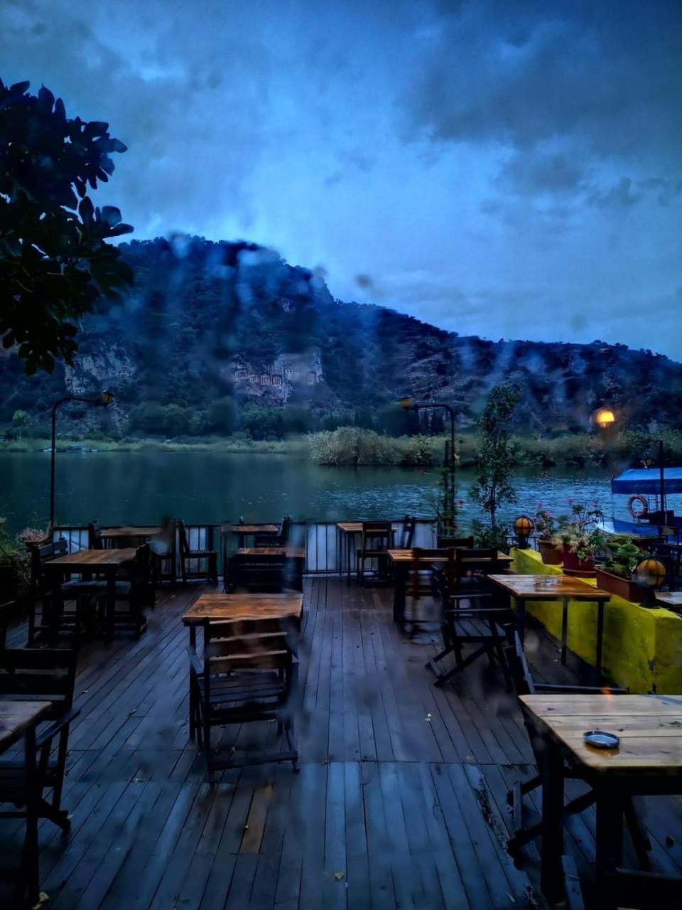 Camping Lodge *