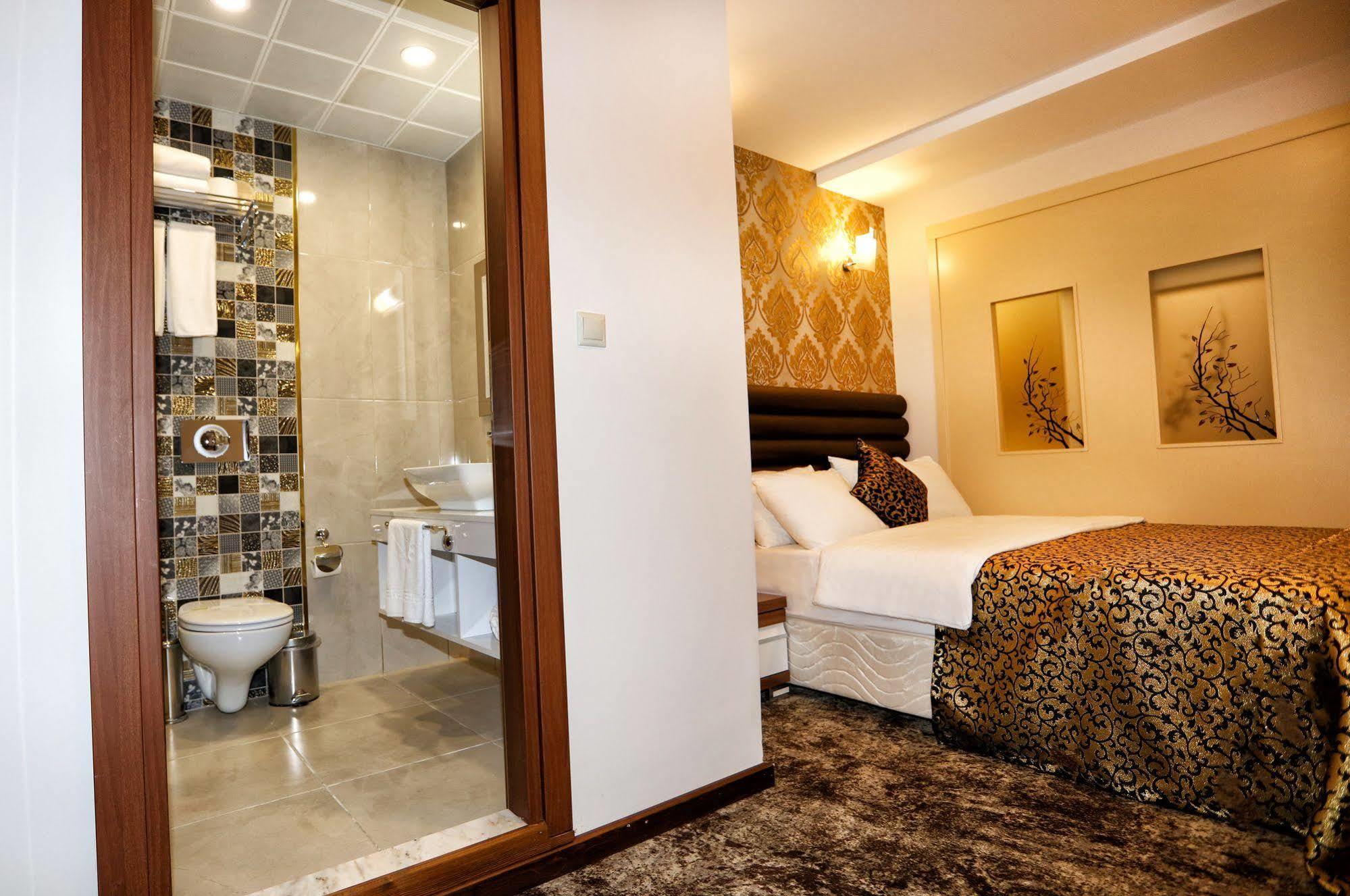 Ts Gold Hotel