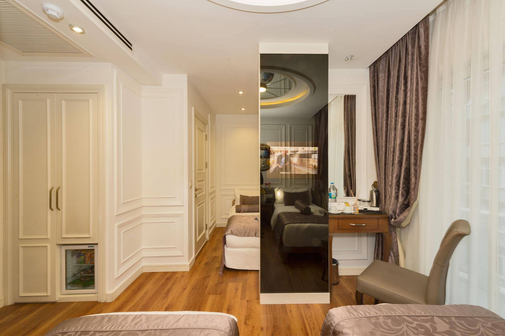 Darkmen 2 3* Istanbul