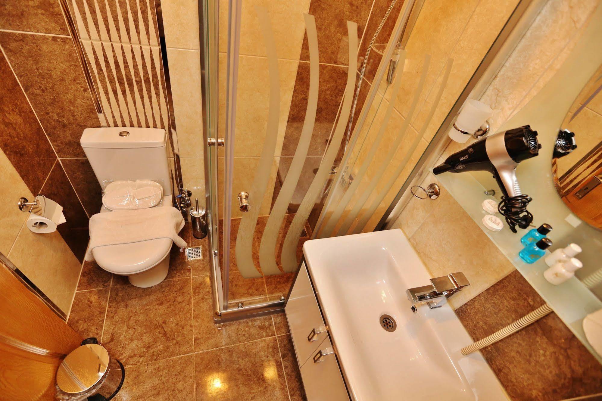 Camelot Apartment Istanbul