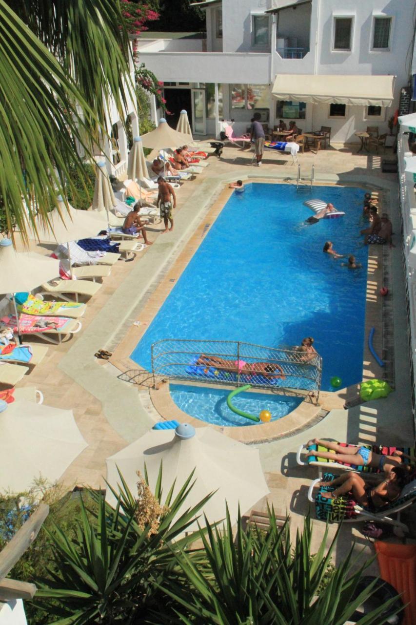 The Hello Hotel 3*