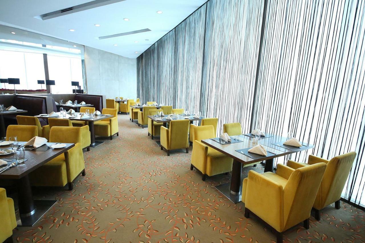 Grand Convention Center 5*