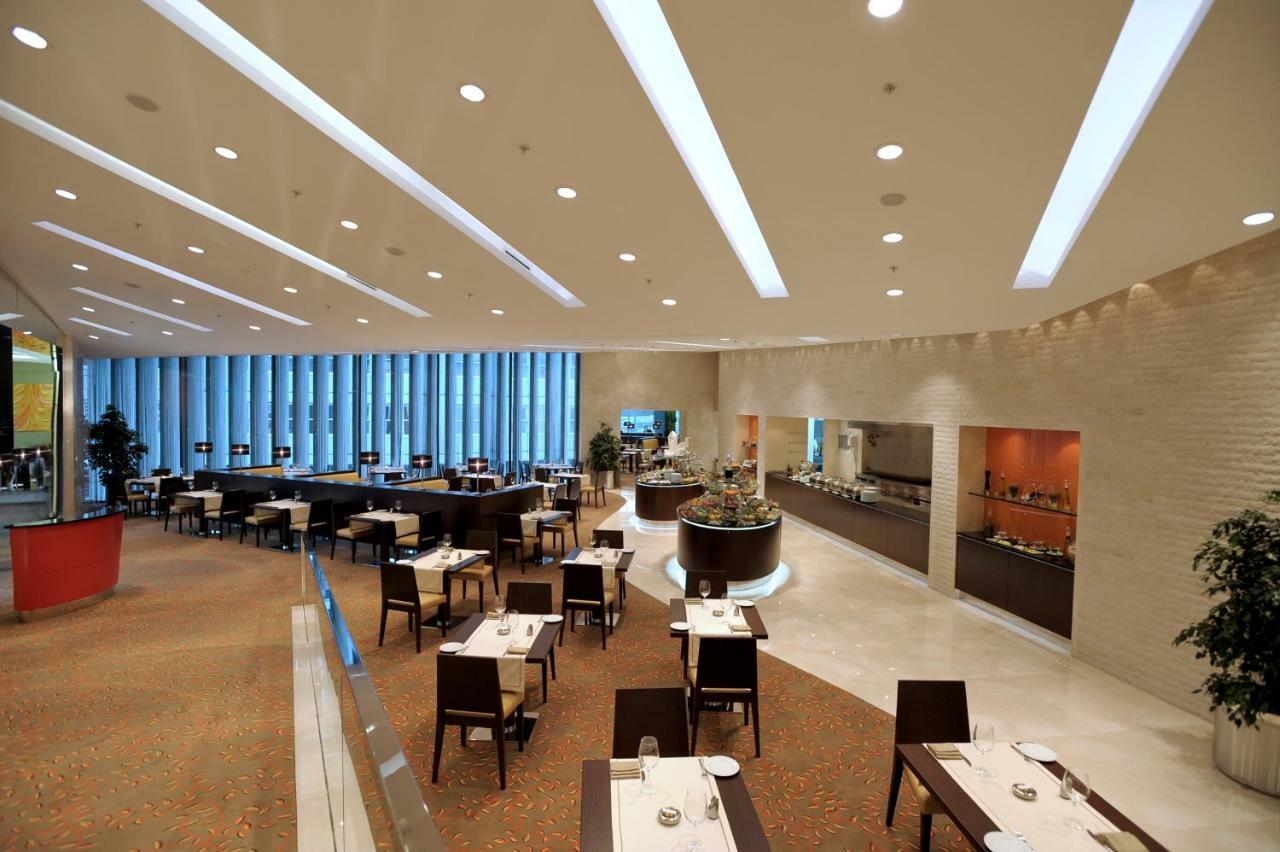 Grand Convention Center Hotel