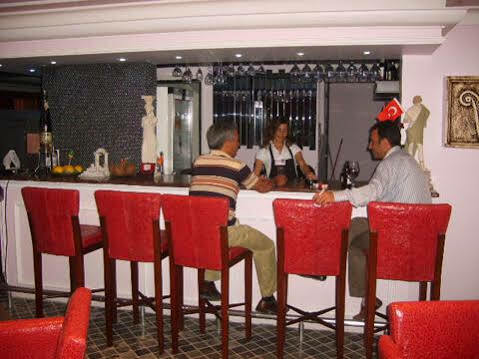 Temple Hotel 2*