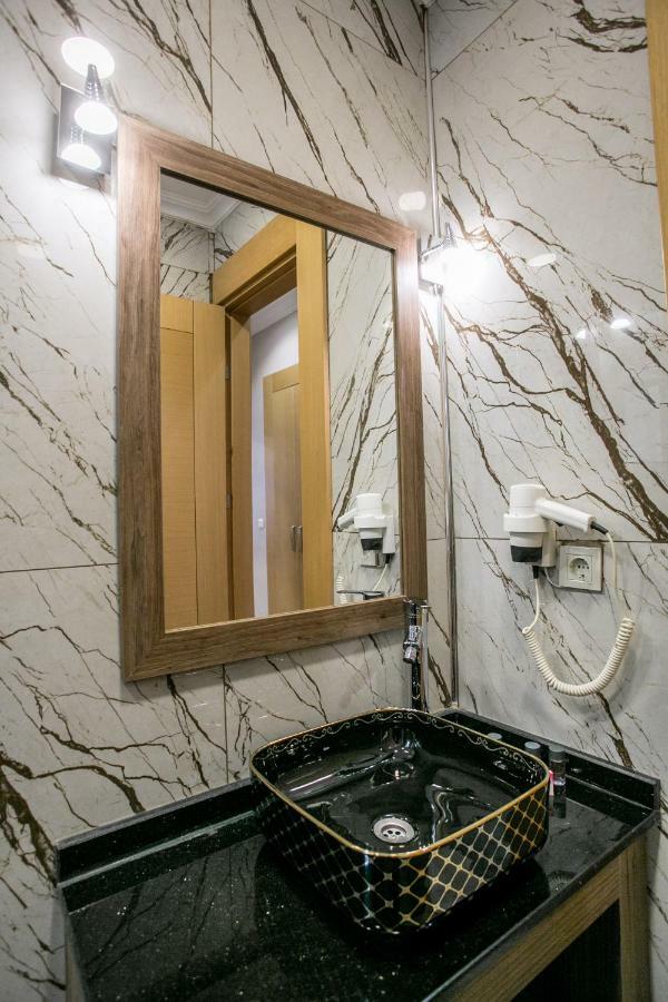 Aparthotel Salimbey 3*