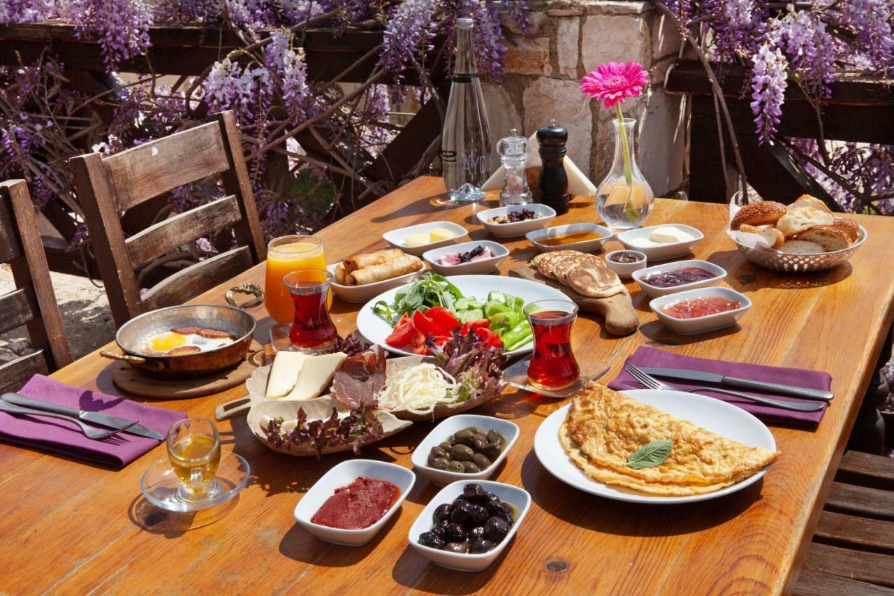 Vinifera Vineyards 3*