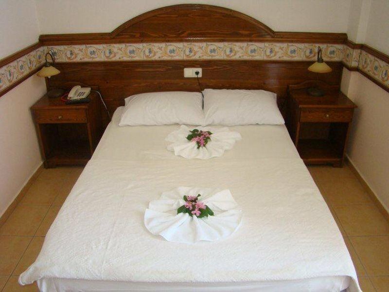 Kriss Hotel