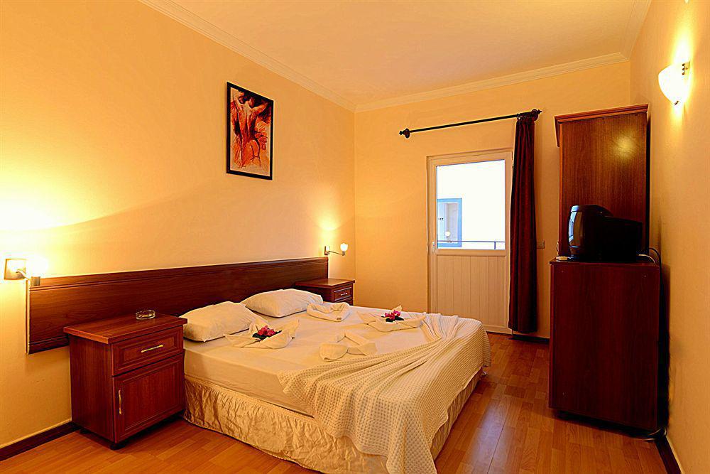 Hotel Sky Vela & Gumbet