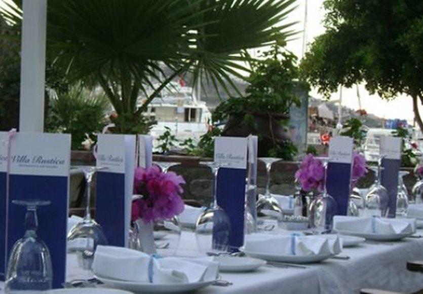 Rustica Hotel