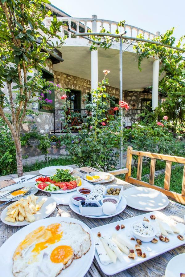 Otantik Tas Ev Dalaman