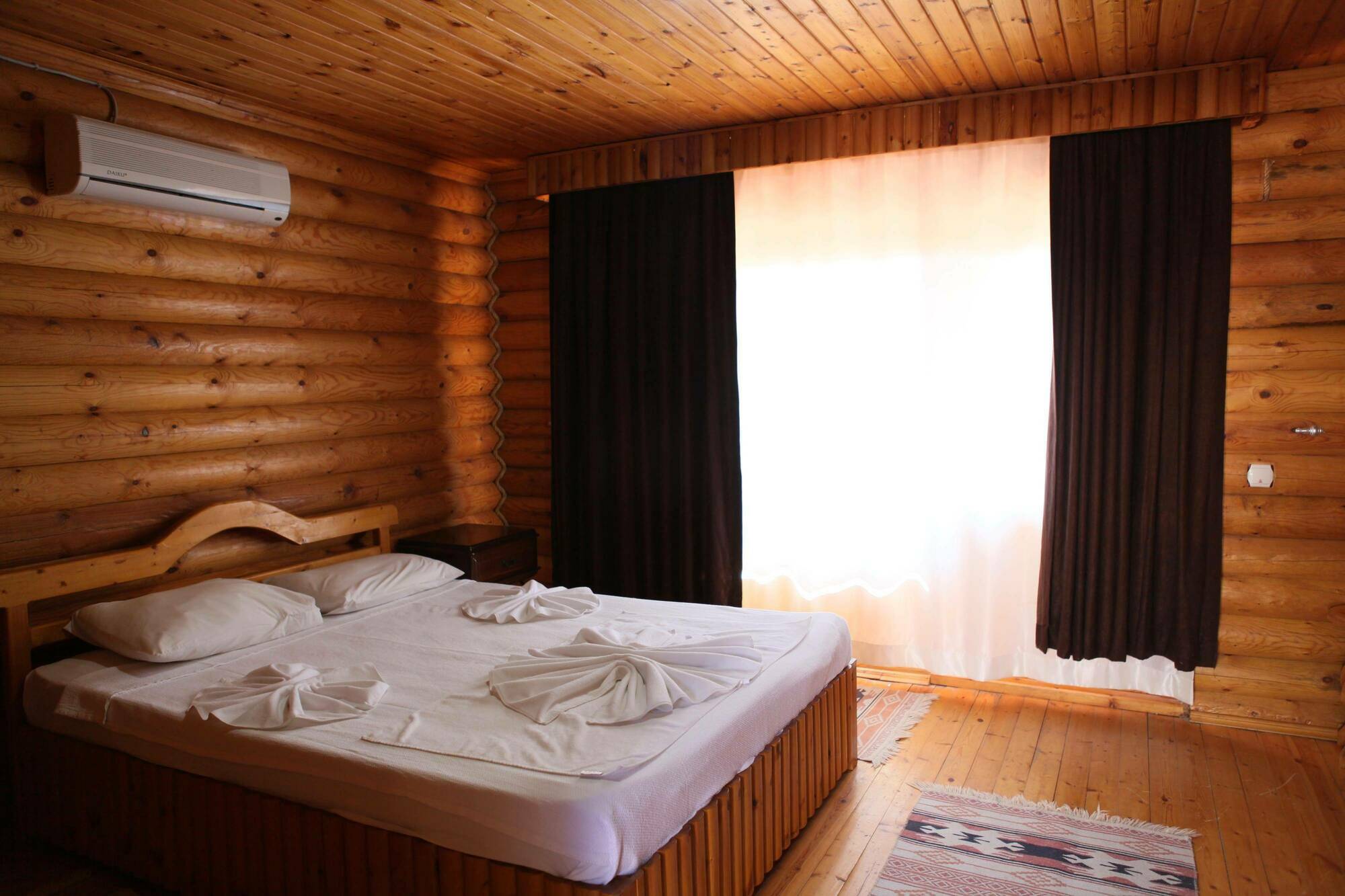 Hotel Woodline 3*