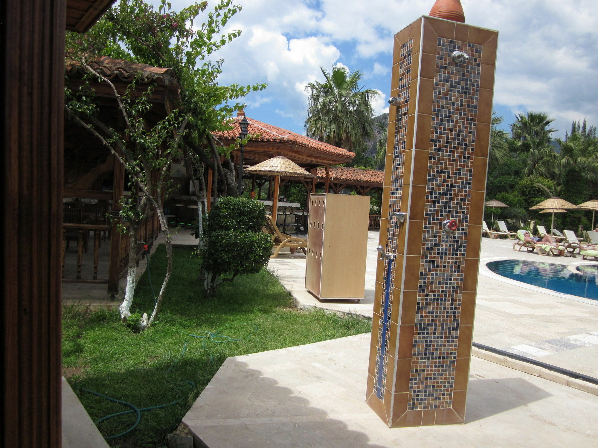 Asur & Aparts & Villas