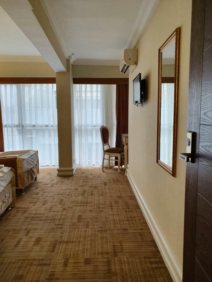 Elysion Hotel 2*