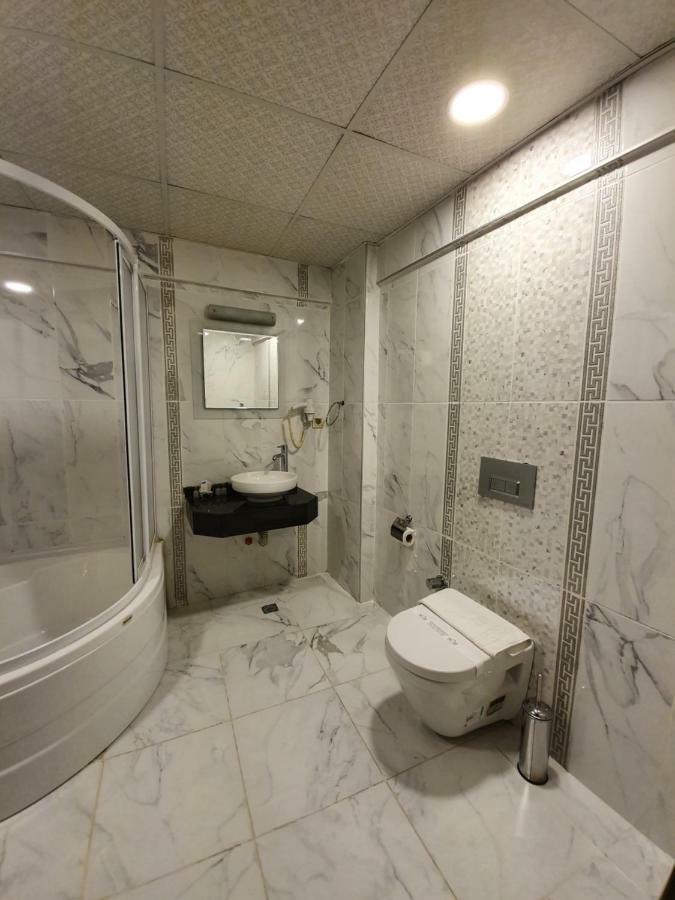Hotel Elysion 2*