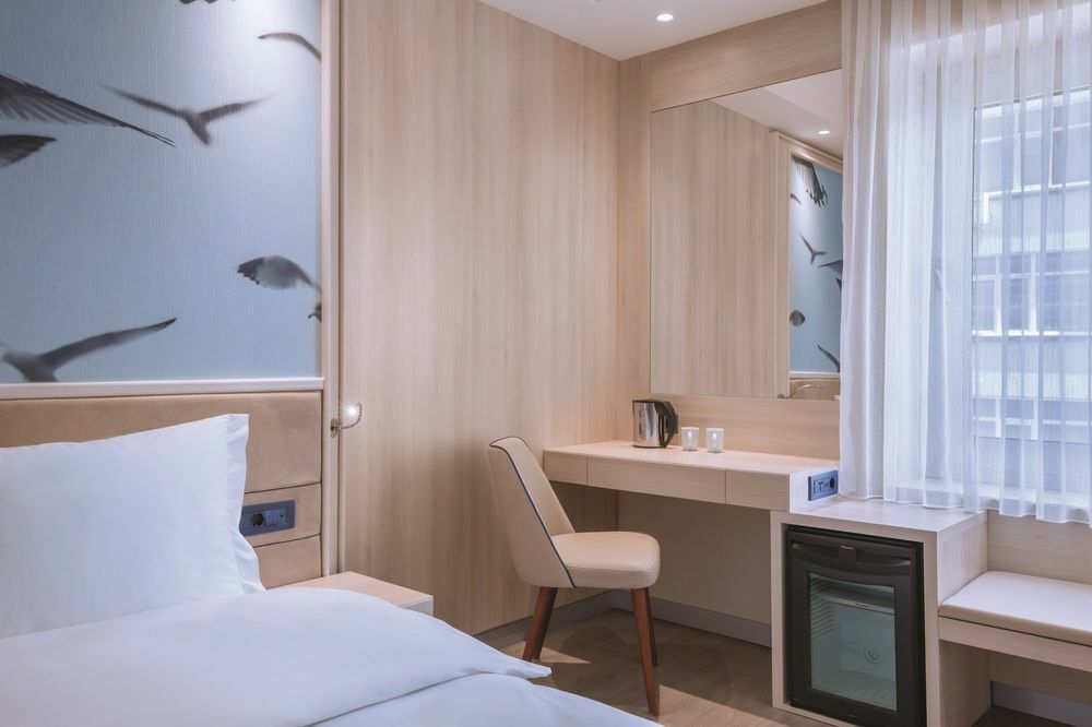 Ramada By Wyndham Old 4*
