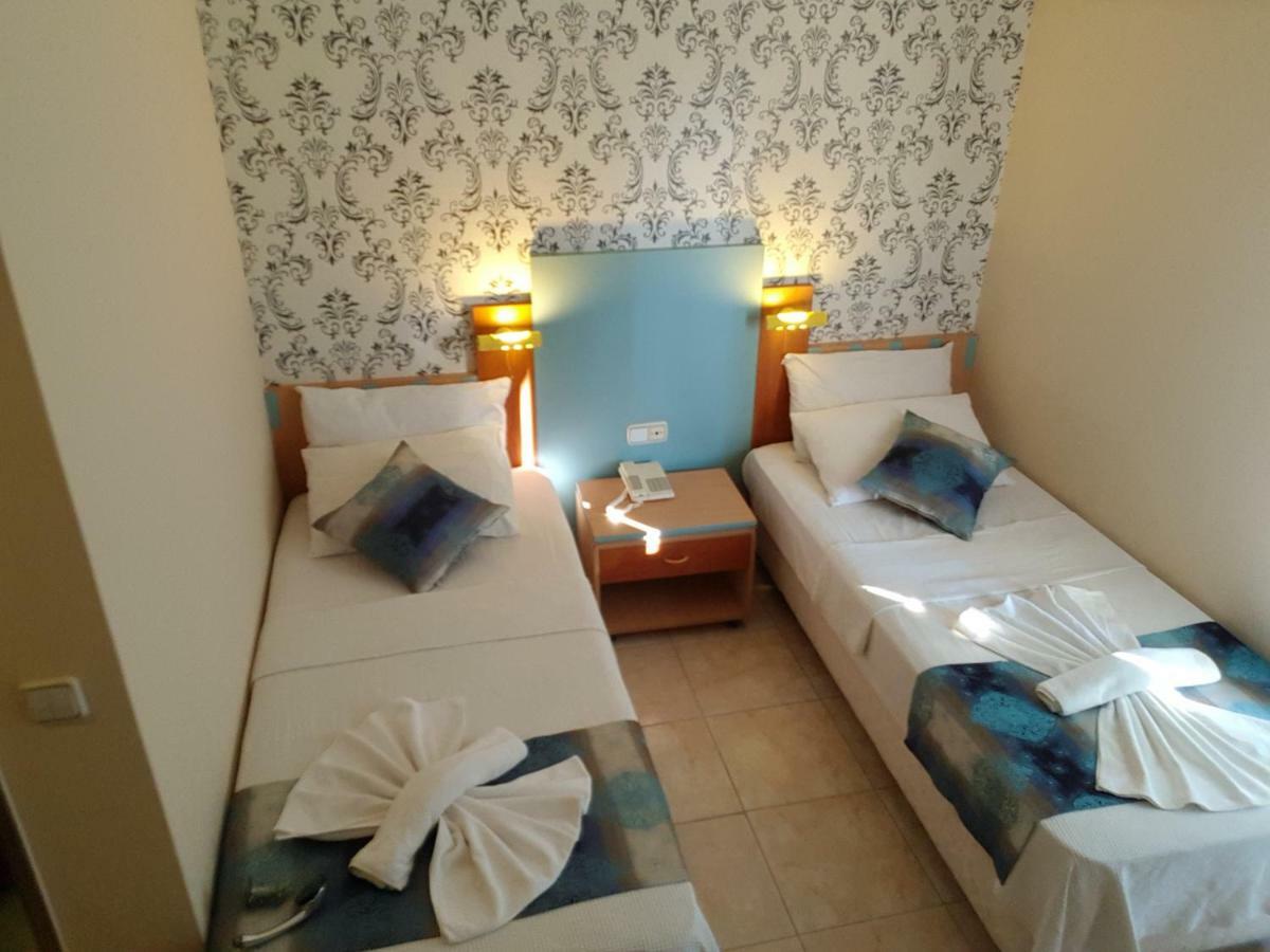 Hotel Uslan 3*
