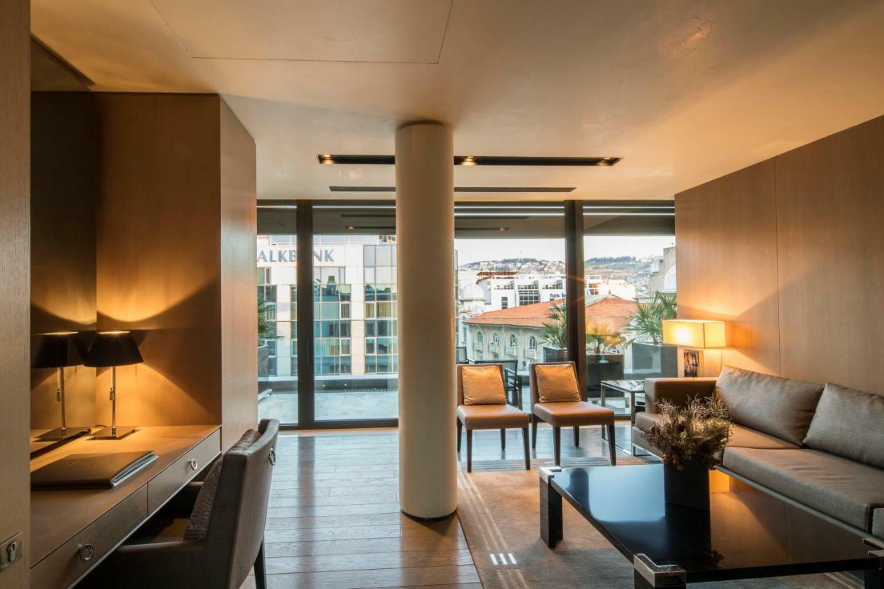 Key Hotel