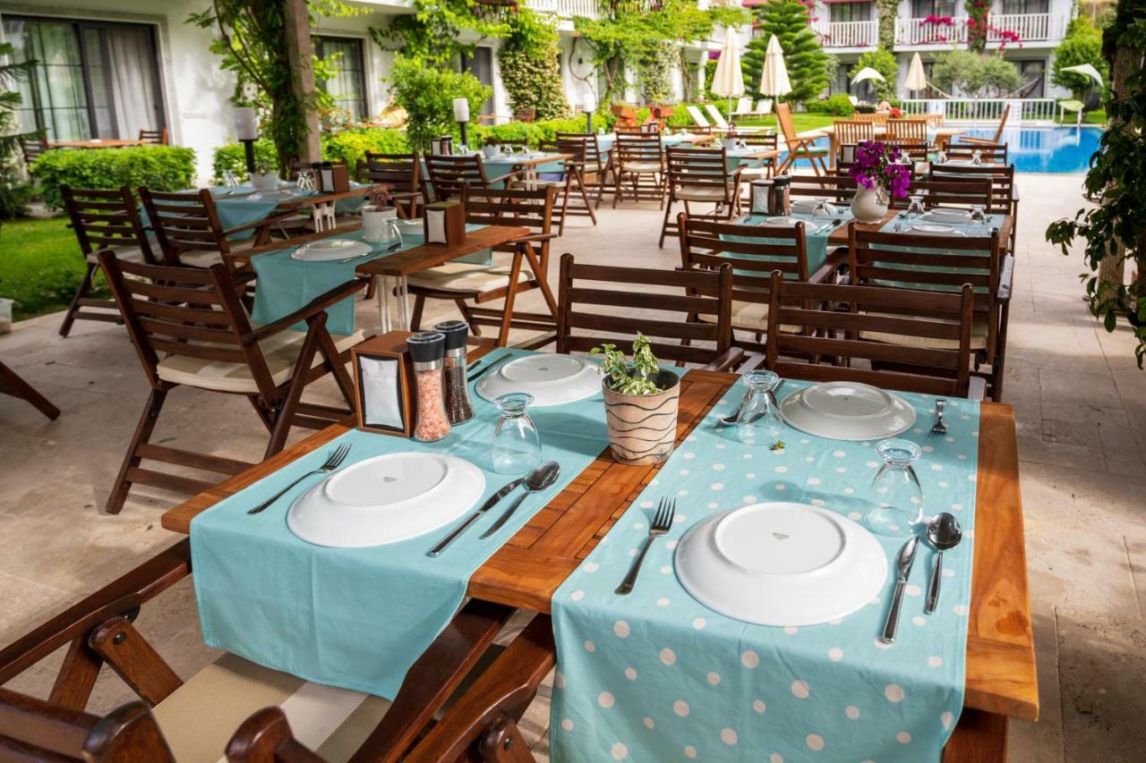Rustica Hotel