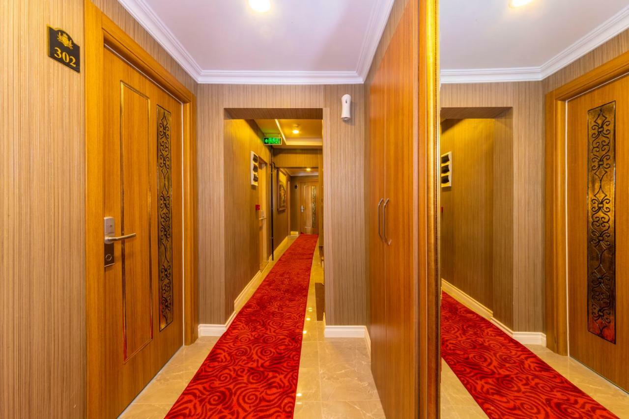 Golden Hotel 3*