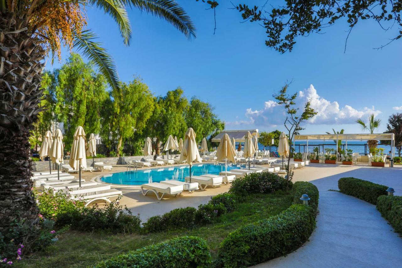 Dragut Point North Resort 3*