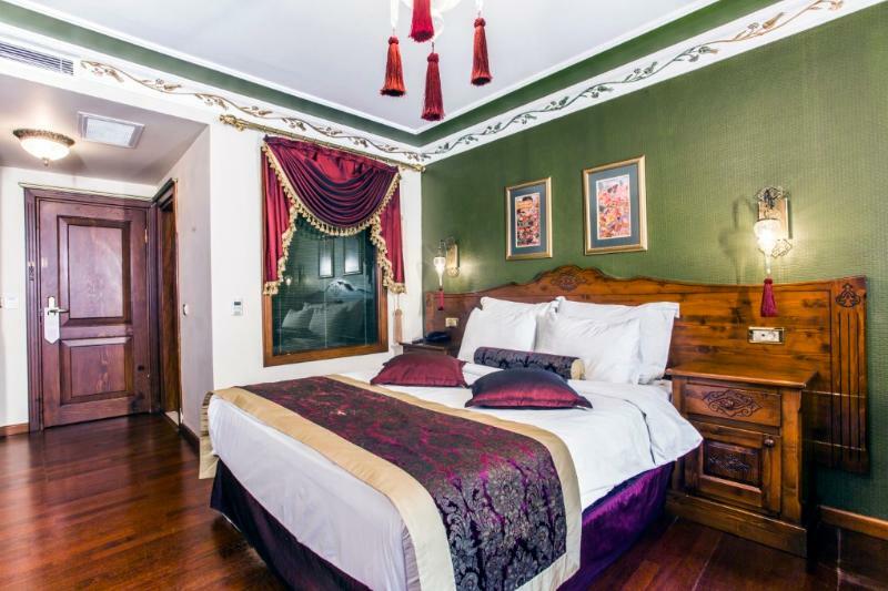 Rose Garden Hotel 4*
