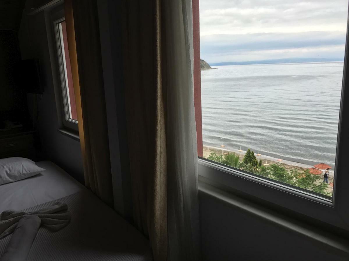 Yasemin Hotel *