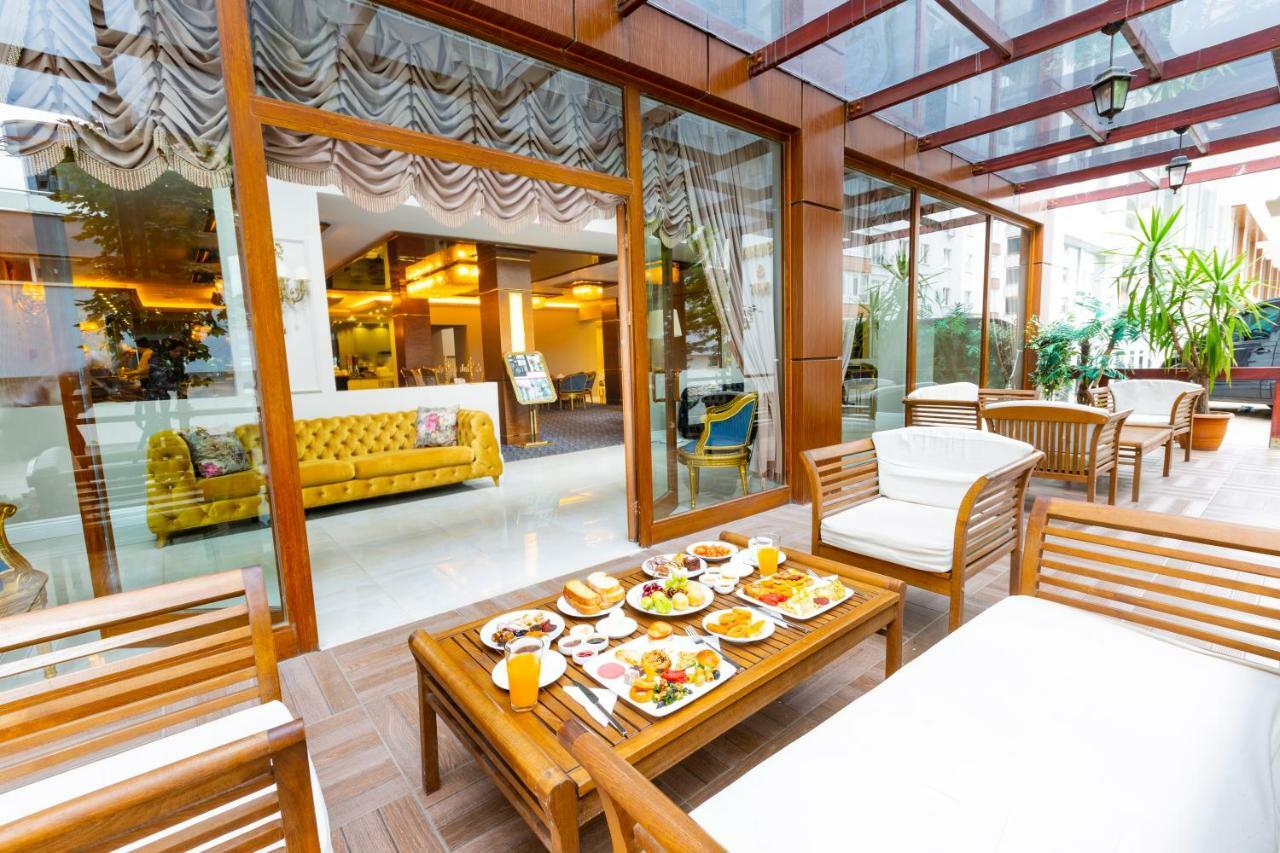Real King Hotel 4*