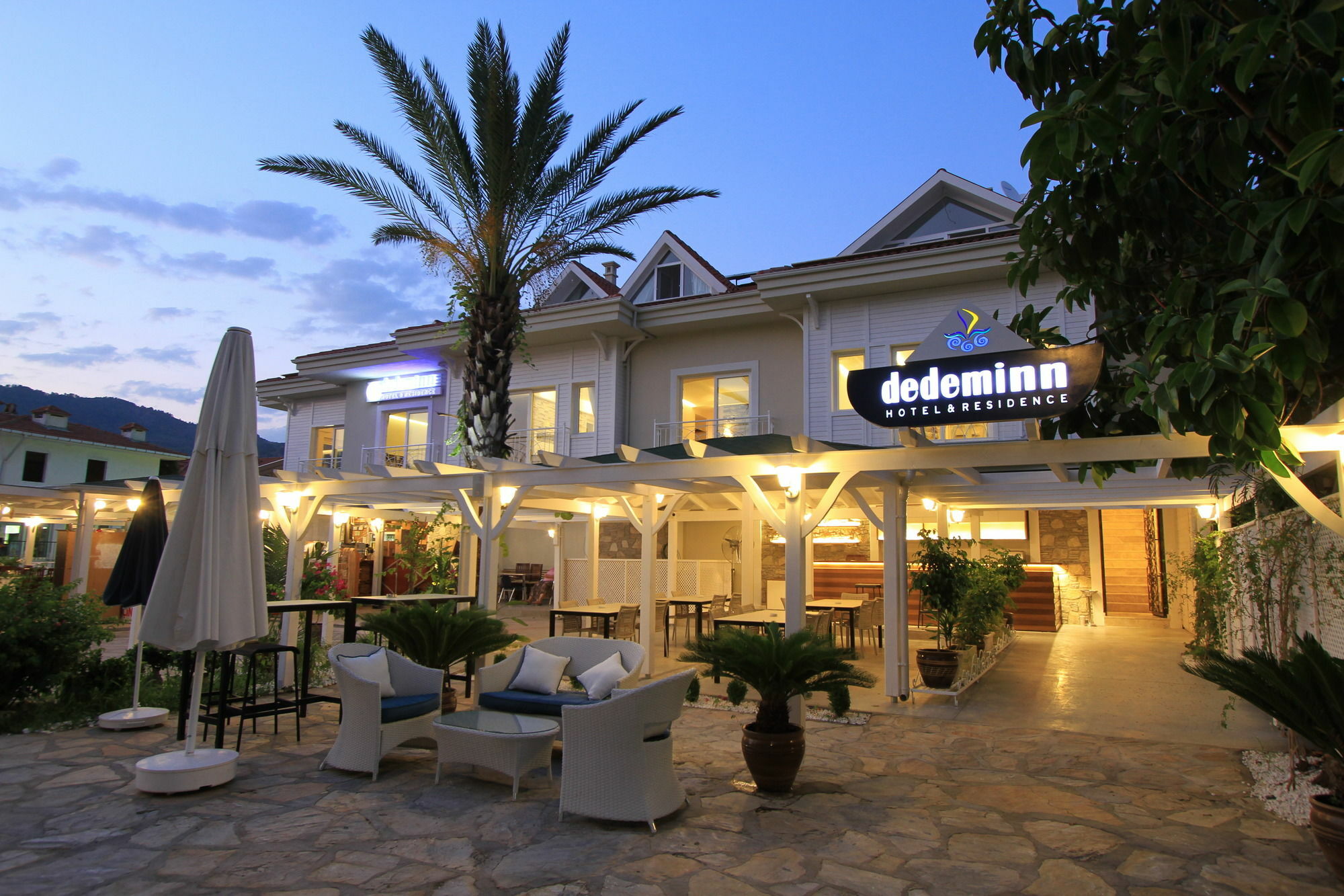 Hotel Dedeminn Marina