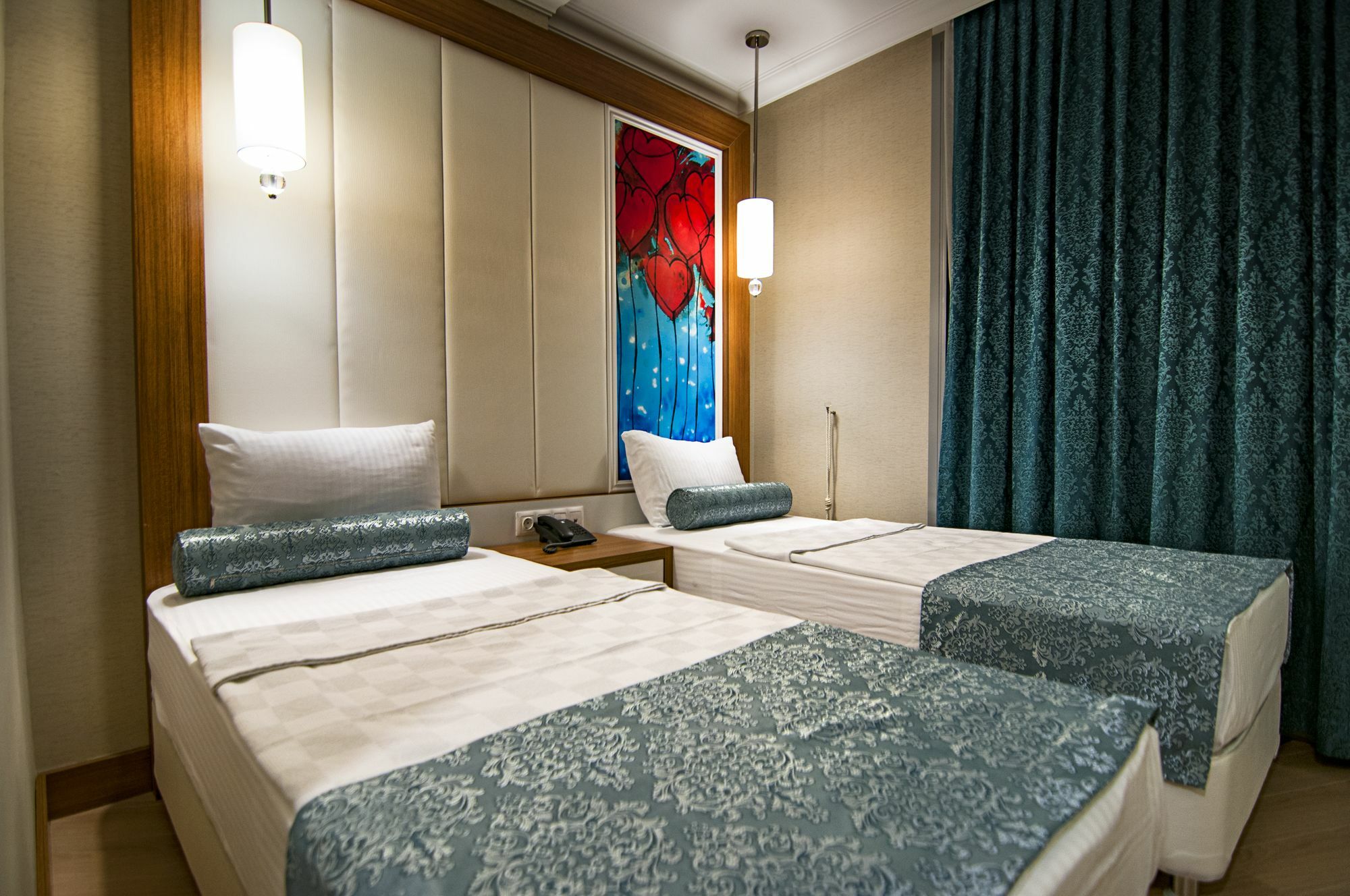 Hotel Exelans 3*