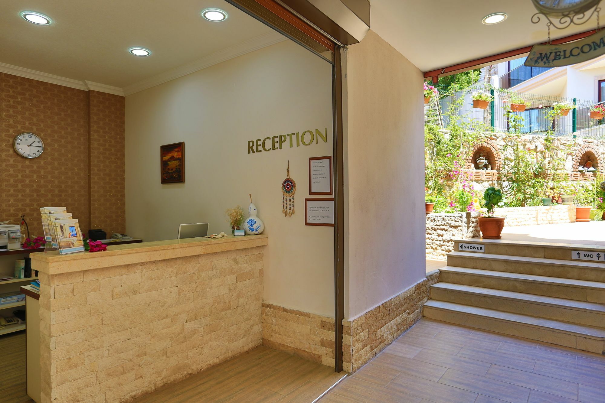 Tymnos Hotel