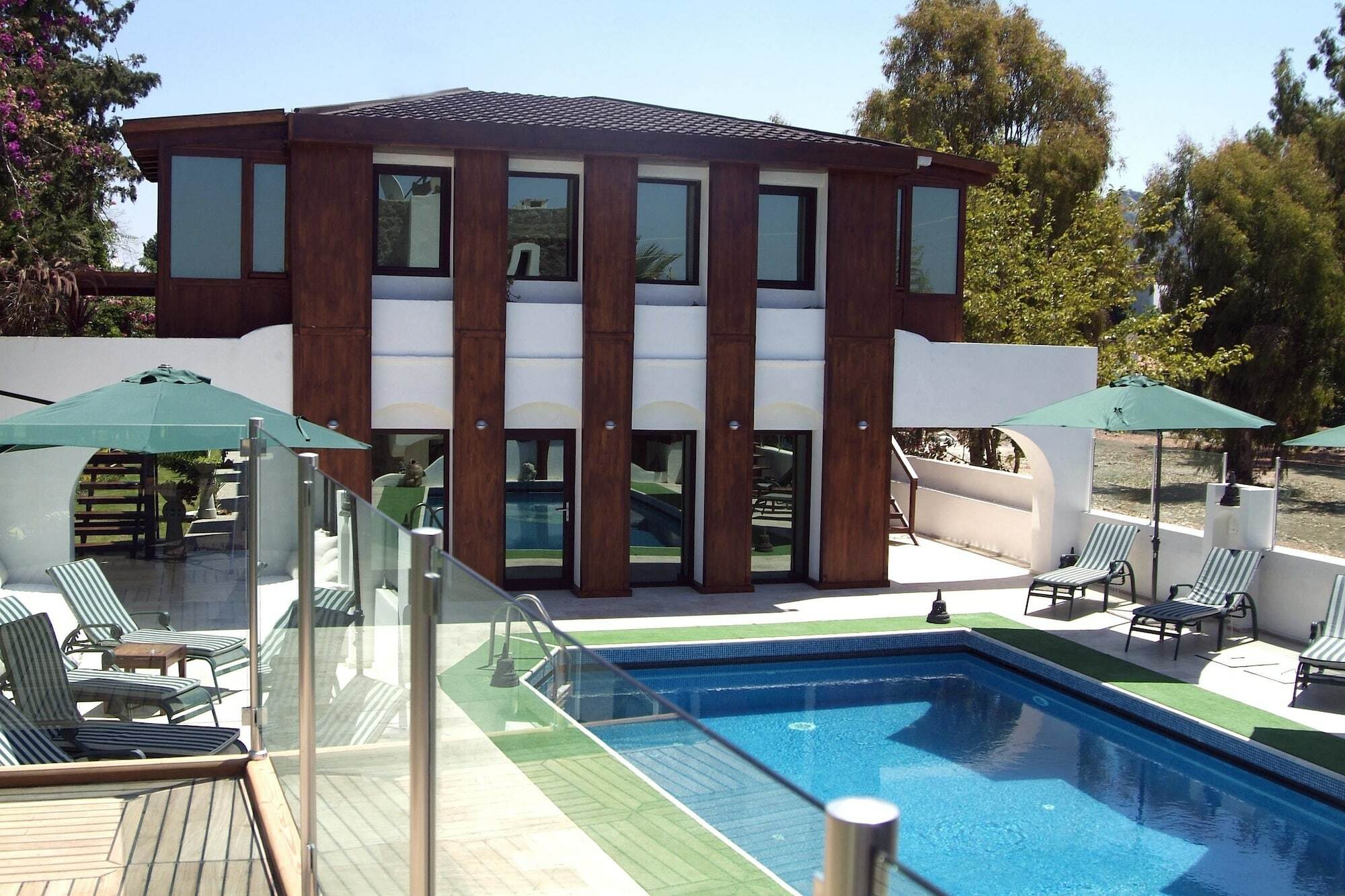 Hotel Nomia Boutique 3*