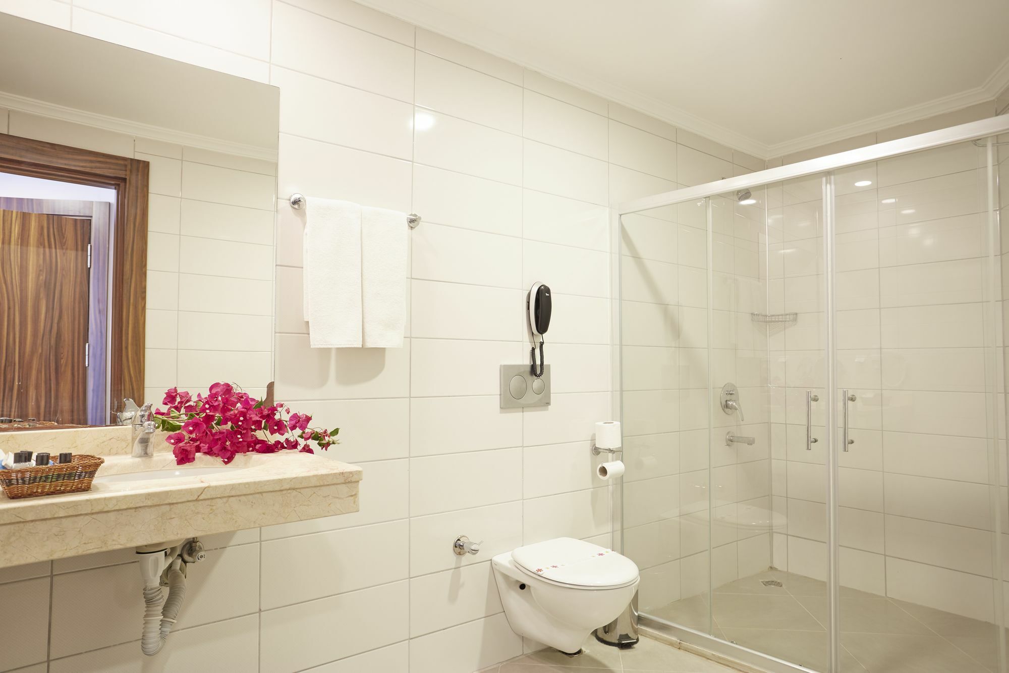 Tymnos Hotel 3*