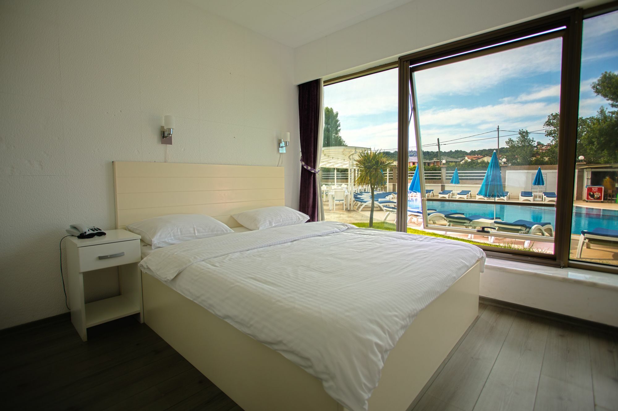 Violet Park Hotel 4*